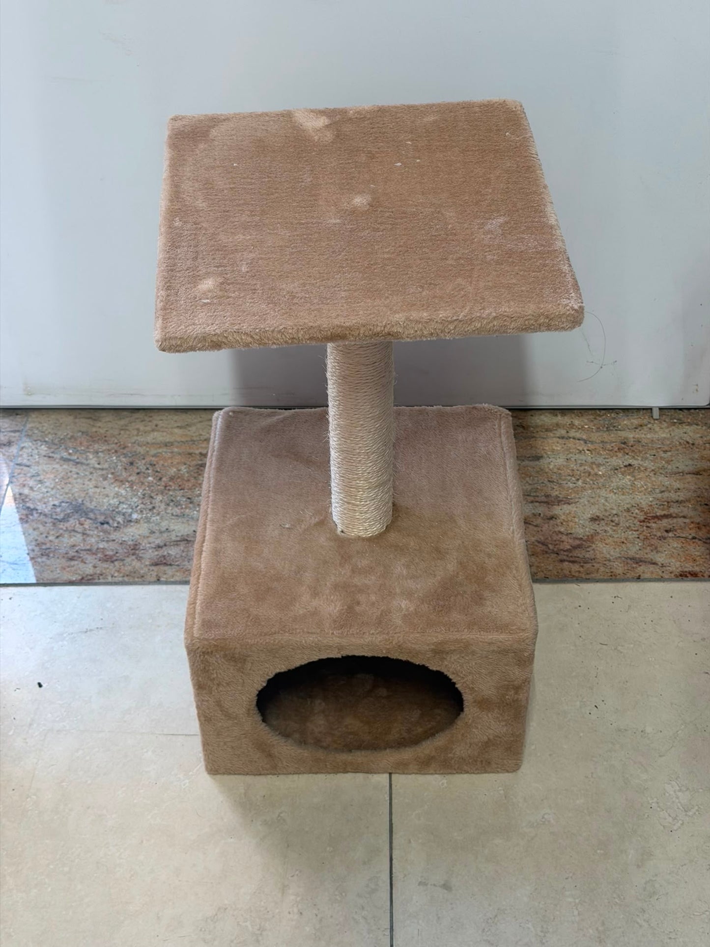 SCRATCH POLE AMETHYST SASS BG 30X30X55CM