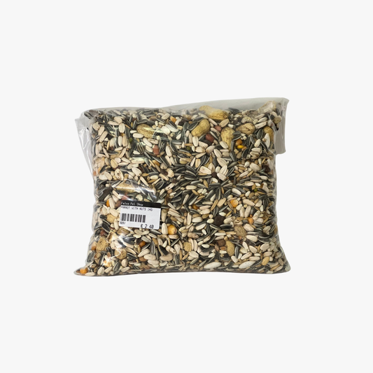 Parrot With Nuts 1Kg