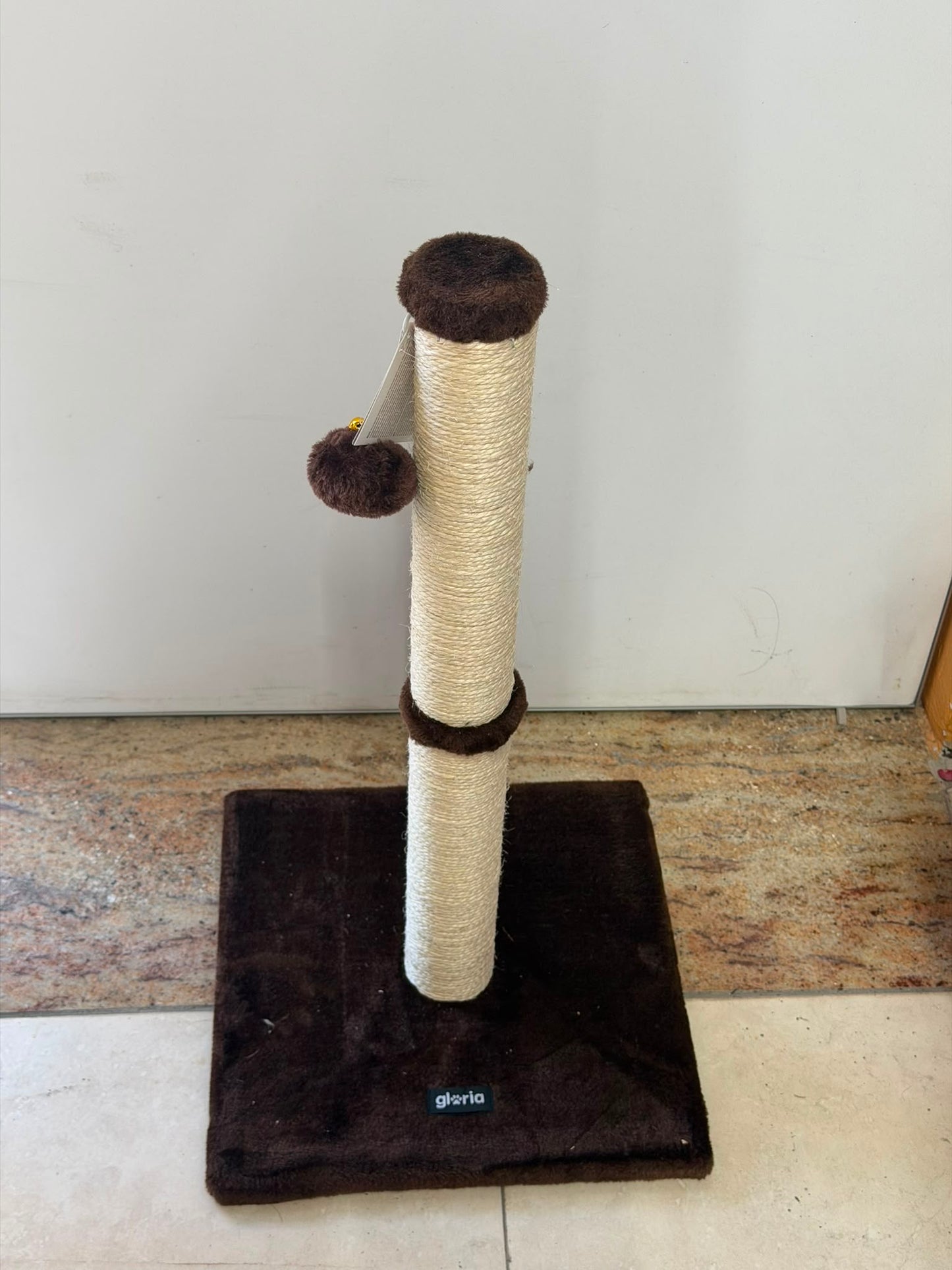 DANUBIO CAT SCRATCHING POLE
