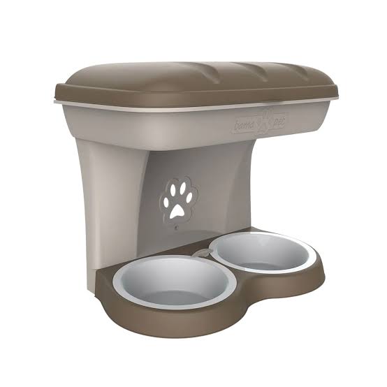 Bama Pet Food Stand